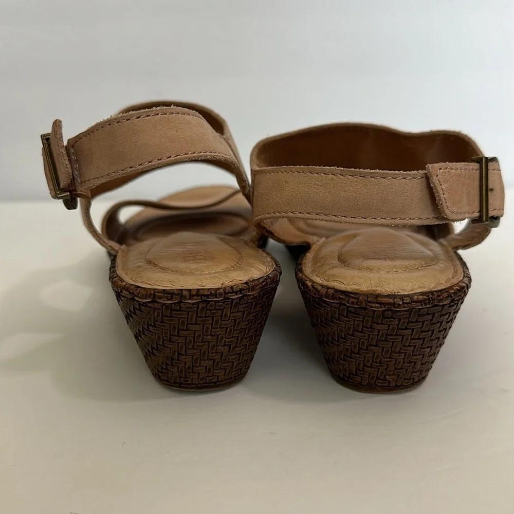 Born Leah strap neutral sandals 10